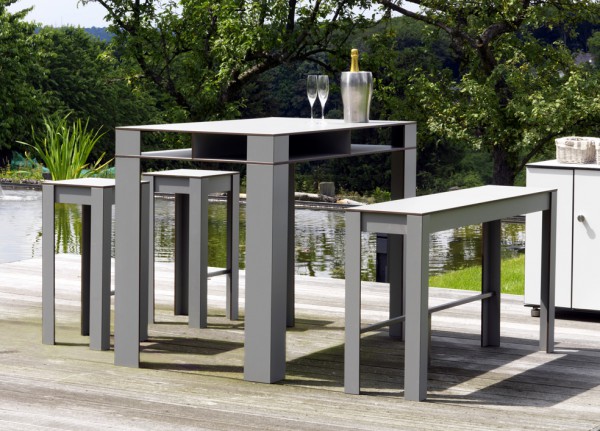 Design Outdoor-Bartisch Friendly 6 mit Ablagefach von CITYGARTEN